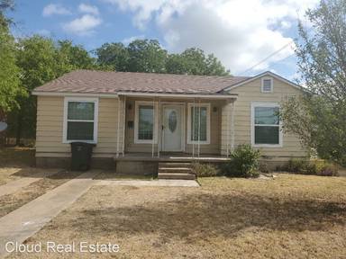 Main picture of 801 W Green Ave