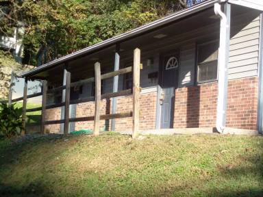 Main picture of 420 Corona St