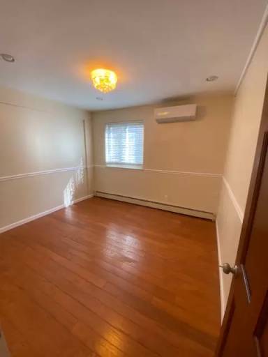 Main picture of 2538 82nd St