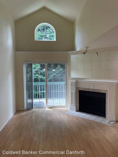 Main picture of 22700 30th Ave S