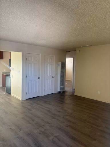 Main picture of 713 Delaware Ave