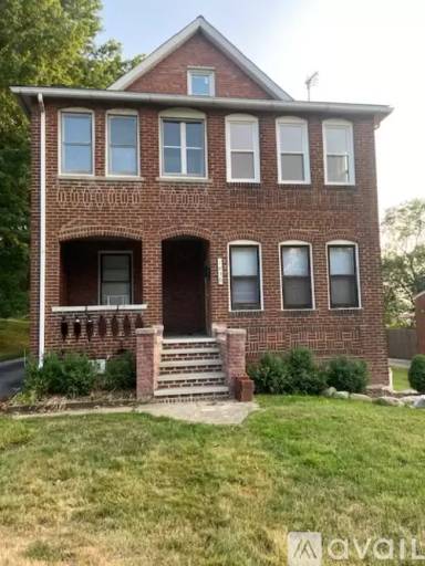 Main picture of 1430 Rockefeller Rd