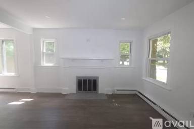 Main picture of 16 Fairfield St