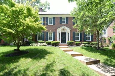 Main picture of 937 S Bemiston Ave