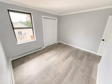 Main picture of 258 Fairmont Ave