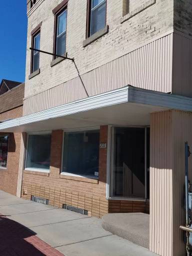 Main picture of 202 S 3rd St