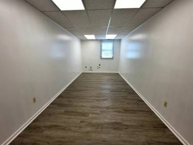 Main picture of 31 Fairmount Ave