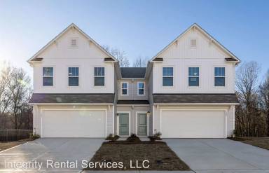 Main picture of 125 Lorcan Ln