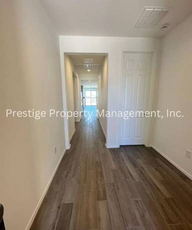 Main picture of 10602 W Chadwick Dr