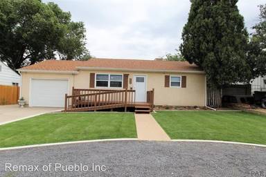Main picture of 1534 Constitution Rd