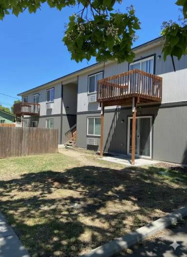 Main picture of 1316 Gregory Ave