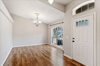 Main picture of 11640 Pineloch Loop