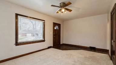 Main picture of 2412 32nd Ave