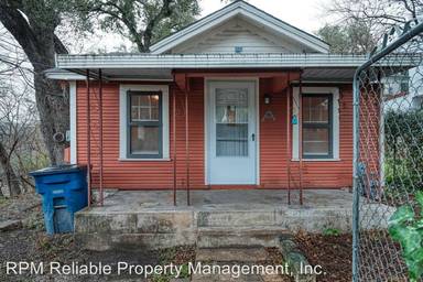 Main picture of 1106 W Mary St