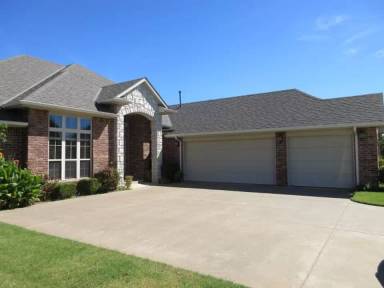 Main picture of 2729 NW 155th St