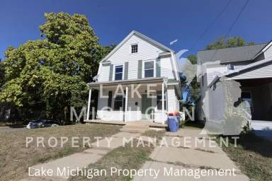 Main picture of 301 Ann St NE