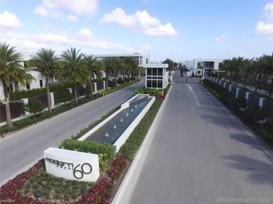 Main picture of Modern