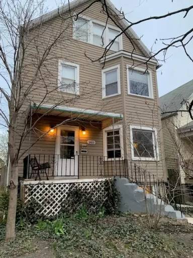 Main picture of 2419 N Drake Ave