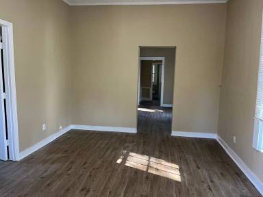 Main picture of 629 Wright St