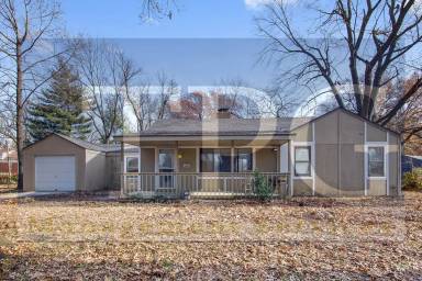 Main picture of 5525 Appleton Ave