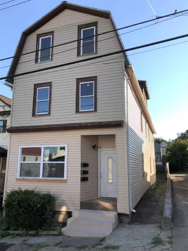 Main picture of 114 Elk Street