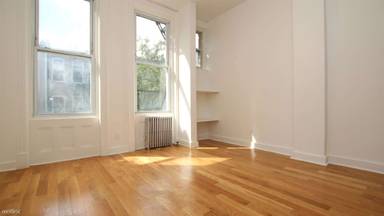Main picture of 1727 Harman St