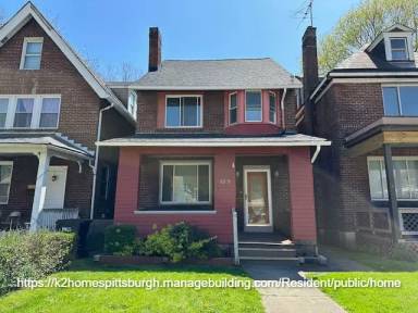 Main picture of 785 Franklin Ave