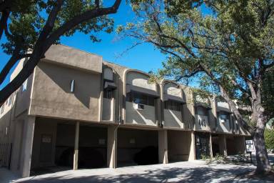 Main picture of 445 E Verdugo Ave