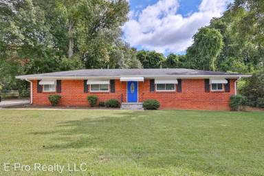 Main picture of 1200 Panola Rd