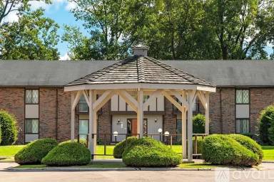 Main picture of 24126 Country Squire St