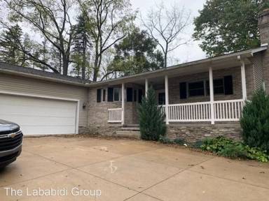 Main picture of 889 Ghent Rd