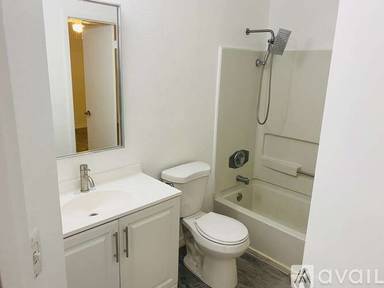 Main picture of 974 Leeward Pl