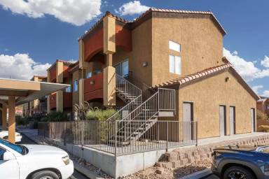 Main picture of Hawk Ridge Condominiums