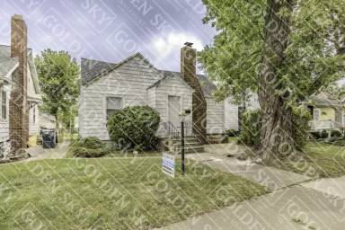 Main picture of 206 W 13th St