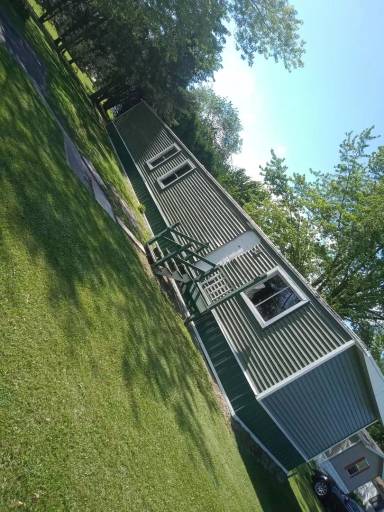 Main picture of Meadowbrook Court