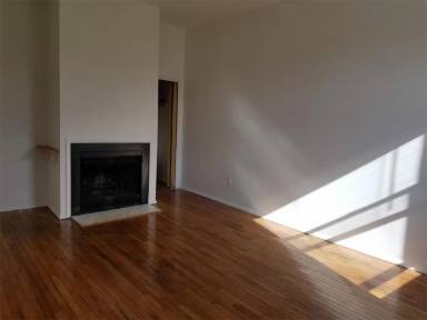 Main picture of 626 S 3rd St