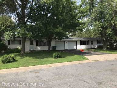 Main picture of 1131 Two Mile Ave