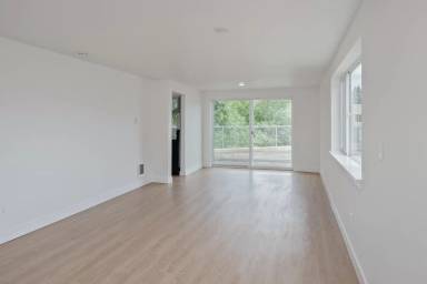 Main picture of 3132 SW Marigold St