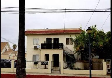 Main picture of 3553 Park Ave