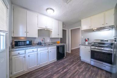 Main picture of 7237 Boggess Rd
