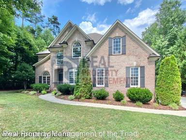 Main picture of 8246 William Wallace Dr