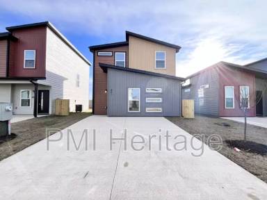 Main picture of 841 Reading Railroad Ln