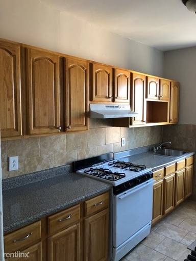 Main picture of Lincoln Ridge Apartments