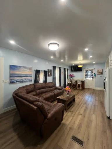 Main picture of 206 Neponset Ave