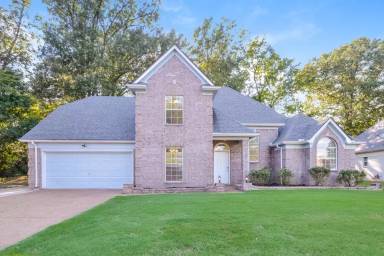 Main picture of 4953 Wemberley Dr