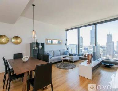 Main picture of House of the Falcon