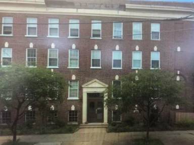 Main picture of Squirrel Hill Apartments