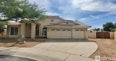 Main picture of 10810 S Xavier Ct