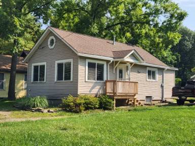 Main picture of 10701 Portage Rd