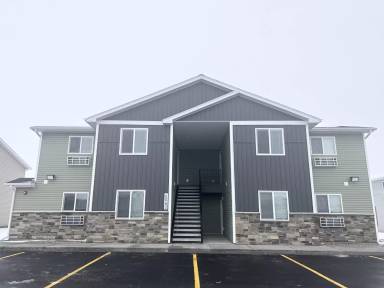 Main picture of 6062 N Freedom Rd